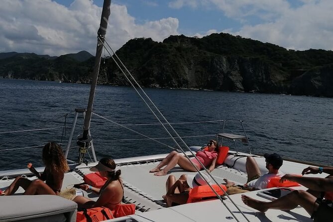 Full-Day Catamaran Tour through Tayrona - Sailing conditions from Santa Marta to Tayrona