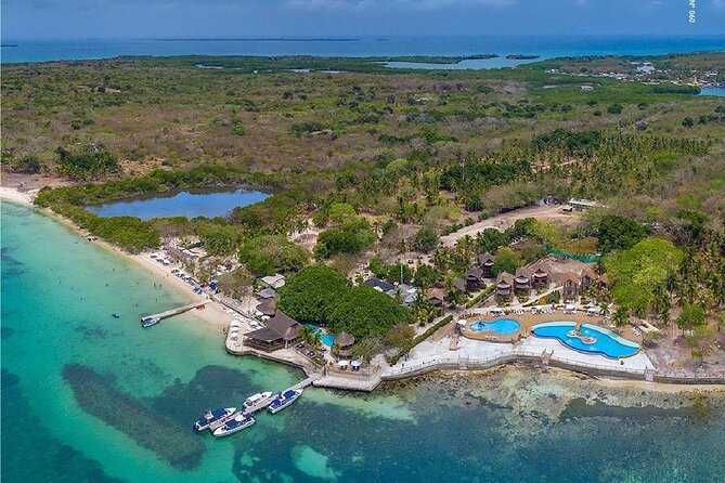 Full day Isla del Encanto - Rosario Islands - From Cartagena’s Bodeguita Pier to the Rosario Islands