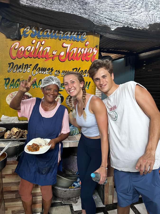 FUN BIKE RIDE WITH LUNCH AT ANTHONY BOURDAIN FAVORITE SPOT - Why this bike ride reaches the real Cartagena