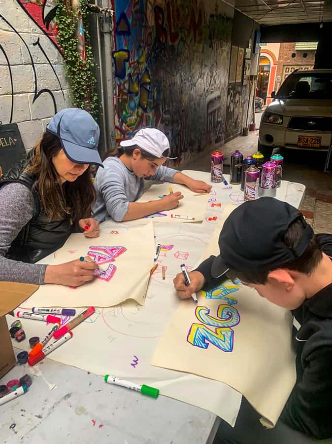 Fun Graffiti Workshop: The Art of Aerosol and Color - Spray-paint skills that make a visible difference