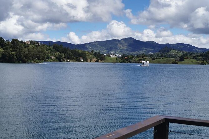 Guatape and El Peñol town and dam tour from Medellin - Lunch, fruit, and coffee at the lake cabin