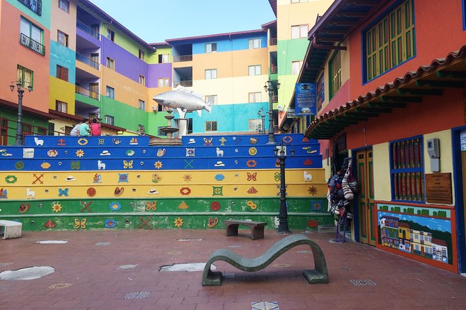 Guatape and Peñol Rock Full-Day Tour - What private transport changes