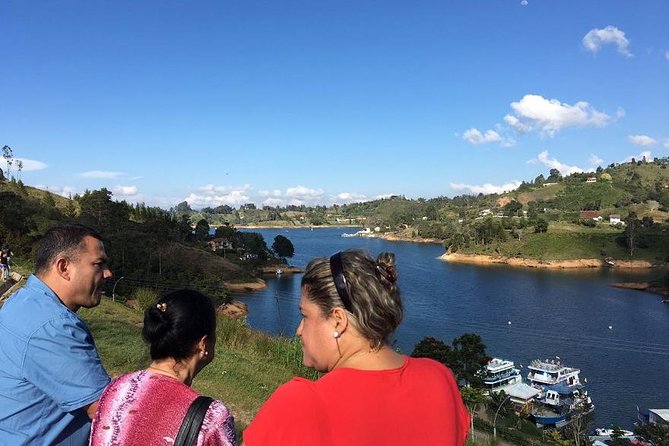 Guatape and Peñol Rock Full-Day Tour - Price, group size, and what you still pay for
