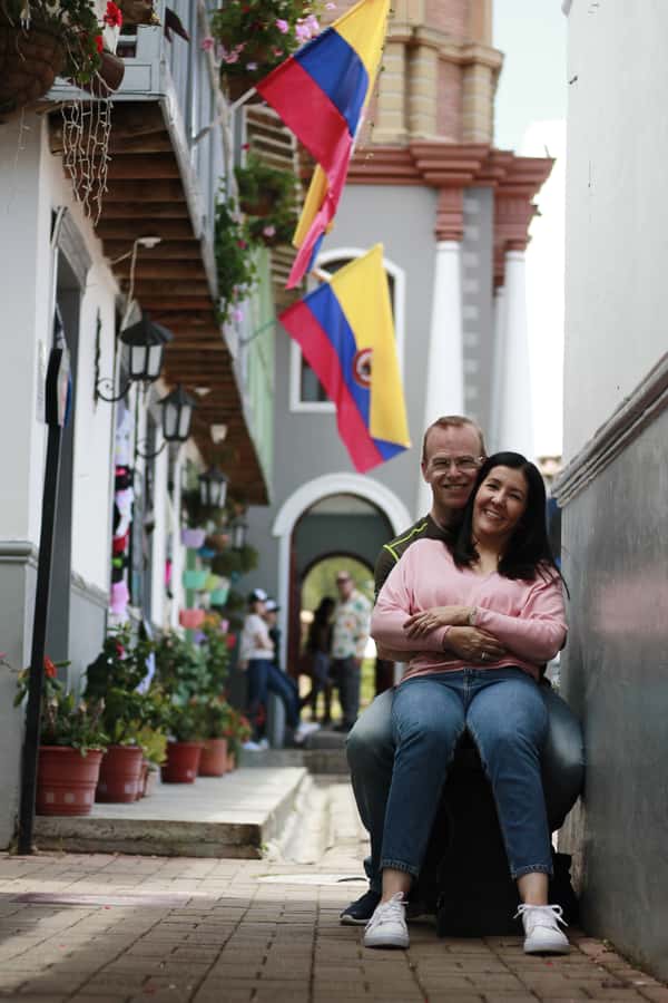 Guatapé: Day trip with Transport, Food & Boat - Who should book this Guatapé tour?