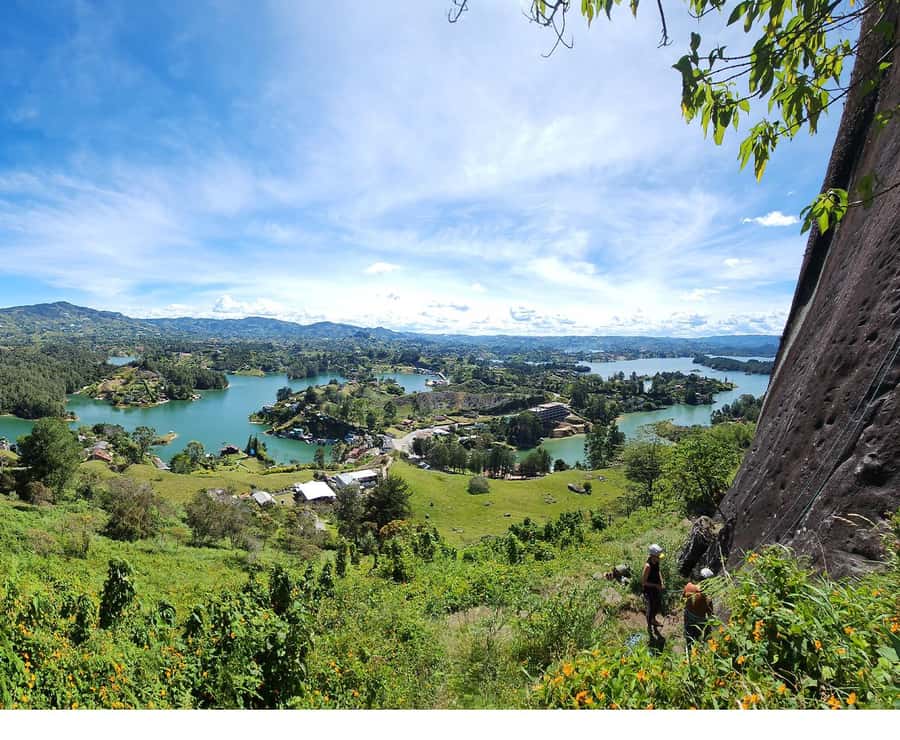 Guatapé: Iconic rock climbing for beginners and experts. - Key points at a glance