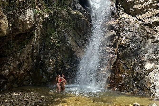 Half Day Waterfall Tour from Medellin - Guides Who Keep the Group Moving