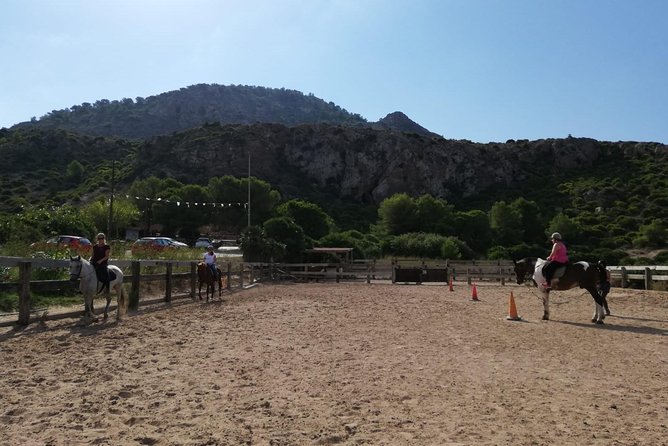 Horseback Riding in Cartagena (Spain) - The ranch lesson for first-time riders