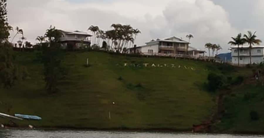 Luxury boat ride - Guatapé - The best way to plan your hour