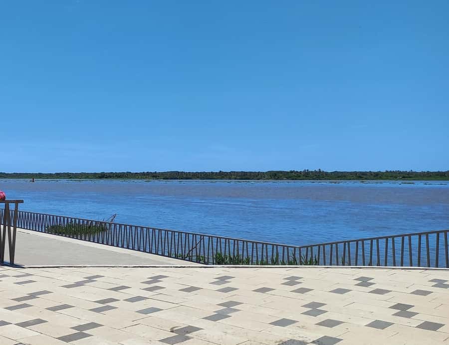 MalecĂłn, Carnaval Museum, Downtown Barranquilla City Tour - Starting with La Ventana al Mundo