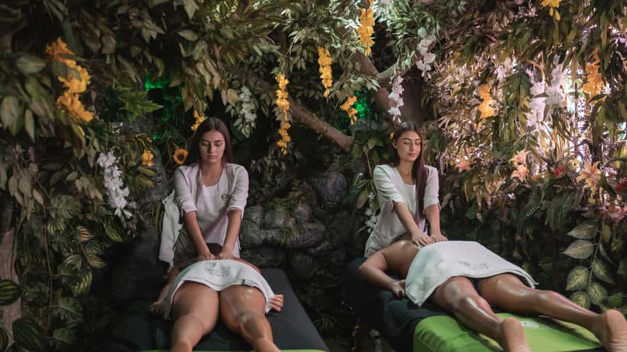 MedelIín: Full Body Massage and Water Therapy Experience - What to pack and what to leave behind
