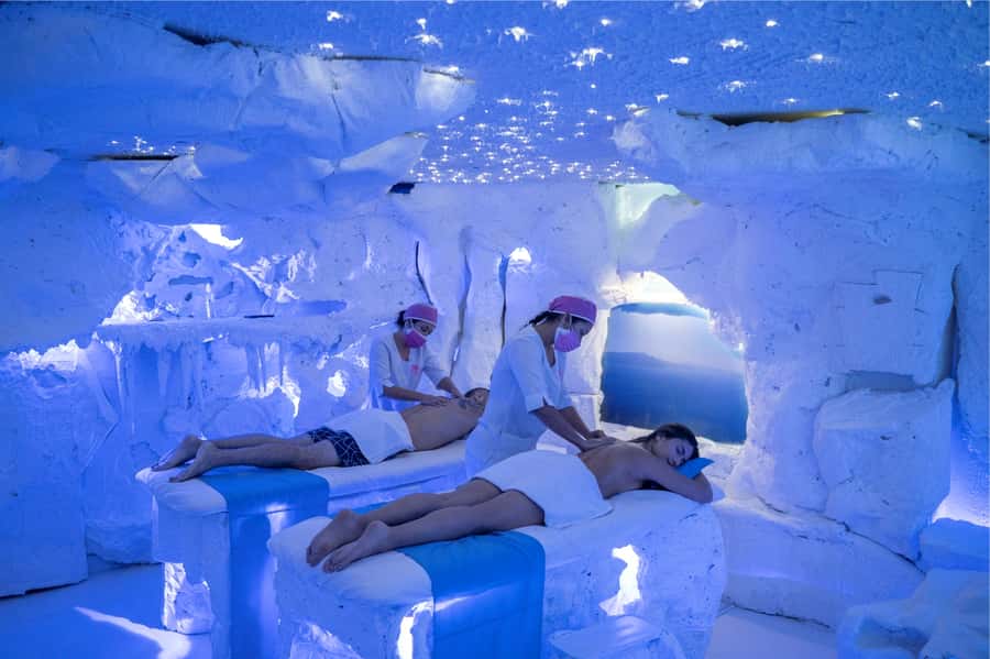 MedelIín: Full Body Massage and Water Therapy Experience - Should you book the water therapy and massage?