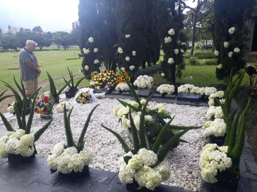 Medellín: 5.5-Hour Guided Private City Tour - The Monaco memorial park and the cost of cartel violence