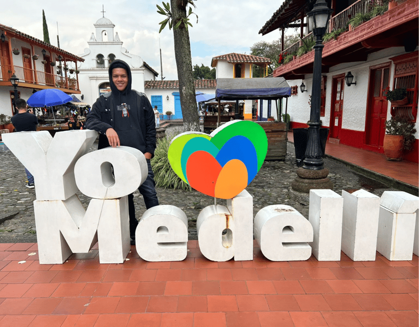 Medellín City Tour and Comuna 13 Experience - Parque de los Deseos adds a modern civic stop