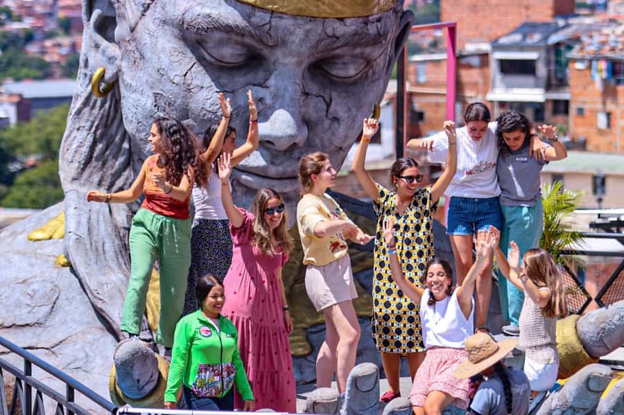 Medellín Comuna 13 local guides snacks and your own graffiti - Ice cream, snacks, and local flavor