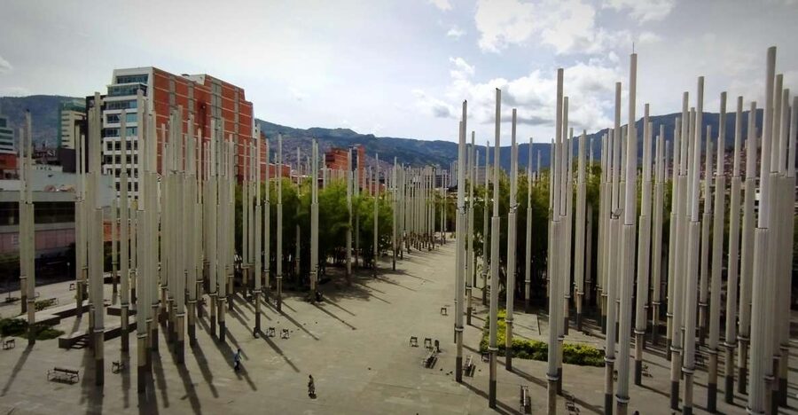 Medellin downtown: History and culture through fun stories - Why this Medellín walk is worth your morning