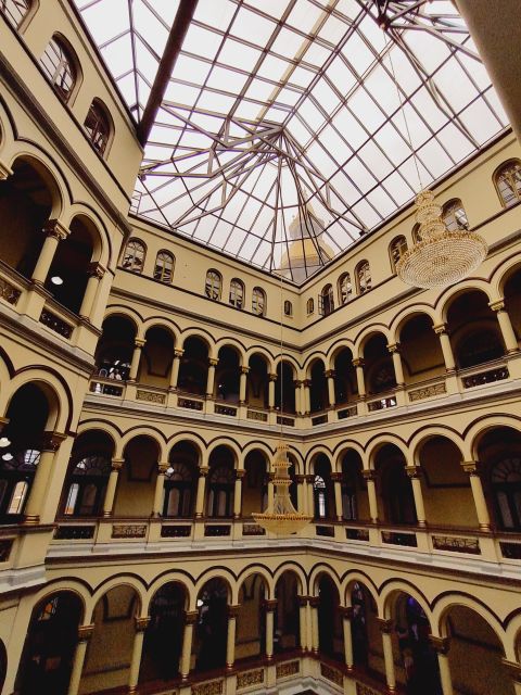 Medellin downtown: History and culture through fun stories - Who will get the most from this tour