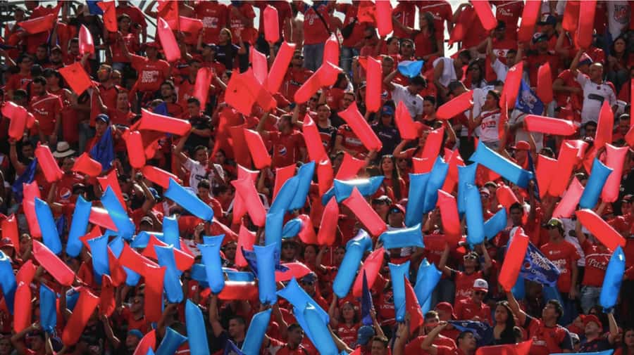 Medellin: Football Tour with Match Tickets and Pre-Game - Starting at Viajero Hostel Medellín