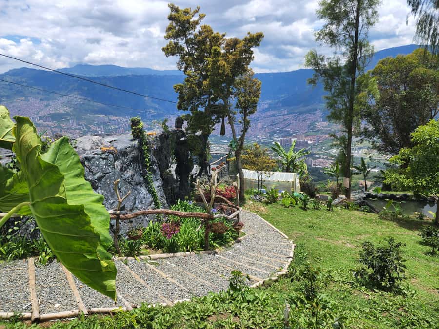 Medellin: Glamping Spa and coffee tour Experience - Sleeping in the Coffee Cave