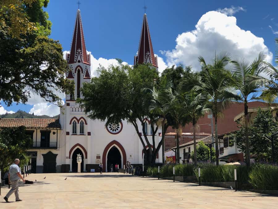 Medellín: Half-Day Private Colonial Towns Tour - El Retiro and its 18th-century center