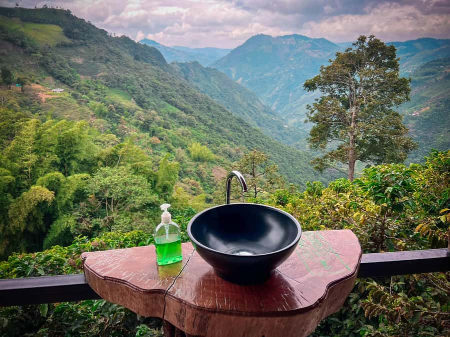 Medellín: Highest Zipline of Colombia Over Waterfalls - The trek to the Ox Jump