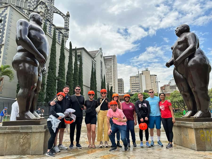 Medellín: History & Local Life Essentials Tour on an E-Bike - Crossing the city center by bike