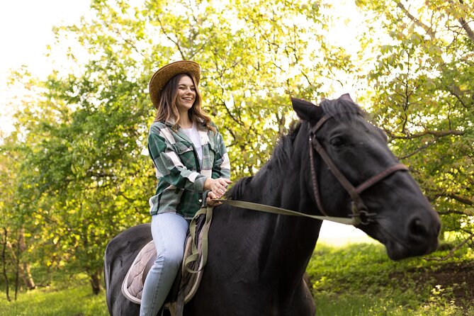 Medellin: Horseback Riding Adventure In Nature (Don't Overpay) - Key points to know before booking