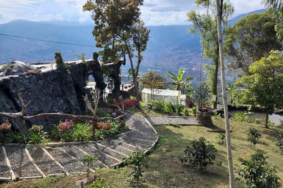 Medellin: Horseback Riding Coffee Farm Tour with Coffee Spa - Is $150 a Fair Price for This Medellín Day Trip?