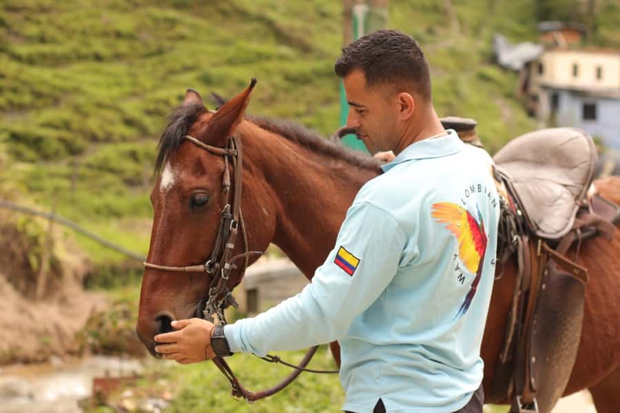 Medellin: Horseback Riding in the Medellin Mountains - Getting from the city to the mountain farm