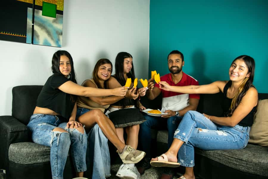 Medellin: Learn to make Colombian empanadas from scratch - Arriving at Casa 201