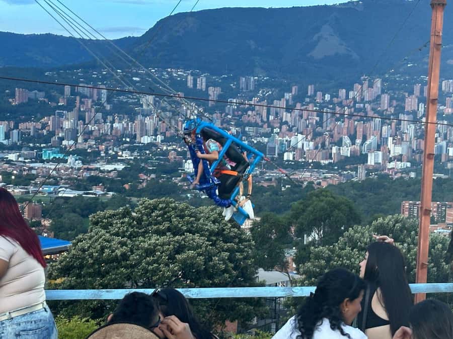 Medellín: One Night in El Cielo Viewpoint with activities - Who will enjoy this evening most