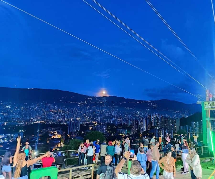 Medellín: One Night in El Cielo Viewpoint with activities - Why El Cielo is the evening’s main event