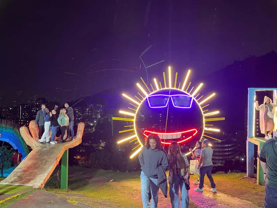 Medellín: One Night in El Cielo Viewpoint with activities - Timing, stamina, and what to bring