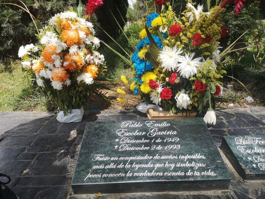 Medellin: Pablo Escobar, Dark Times & the New Medellin Tour - Who should book this experience