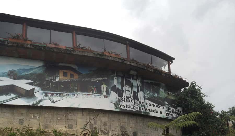 Medellín: Pablo Escobar Jail Private Tour - Why this tour is about places, not just Pablo Escobar