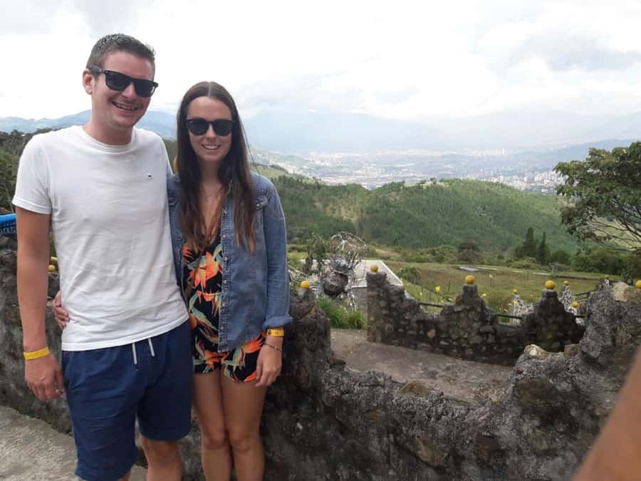 Medellin Pablo Escobar Tour - Why a private car makes a difference