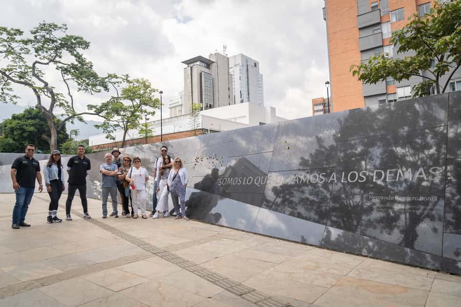 Medellín: Pablo Escobar Tour with Guide and Transportation - Virgen Rosa Mystica and the early story