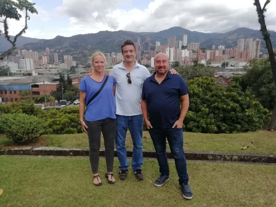 Medellin: Private 3-Hour Pablo Escobar Tour - Seeing Medellín from a private vehicle