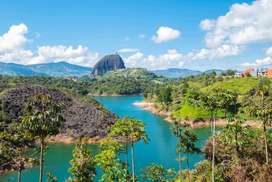 Medellín: Private Guatapé Tour w/ Breakfast, Lunch & Cruise - Who should book this Guatapé day?