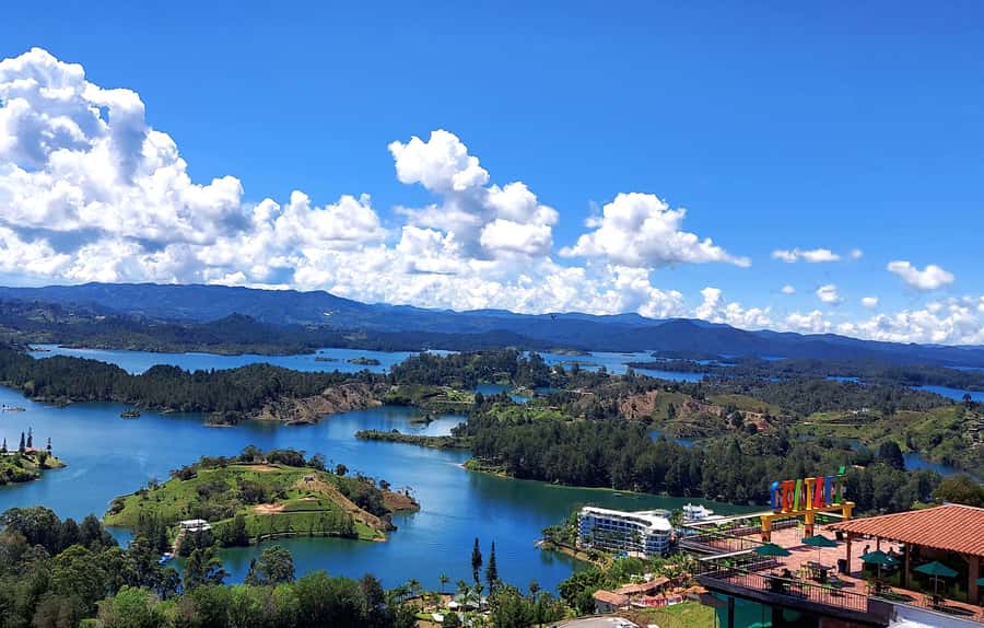 Medellín: Private Guatapé Tour w/ Breakfast, Lunch & Cruise - Is $134 a fair price?
