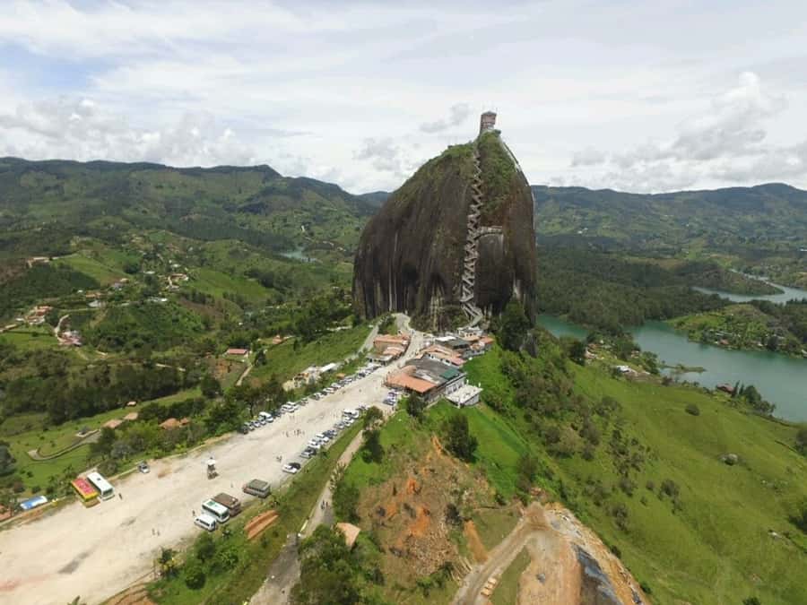 Medellín: Private Guatapé with Peñol Tickets and Boat Ride - Why Guatapé makes a strong day trip from Medellín