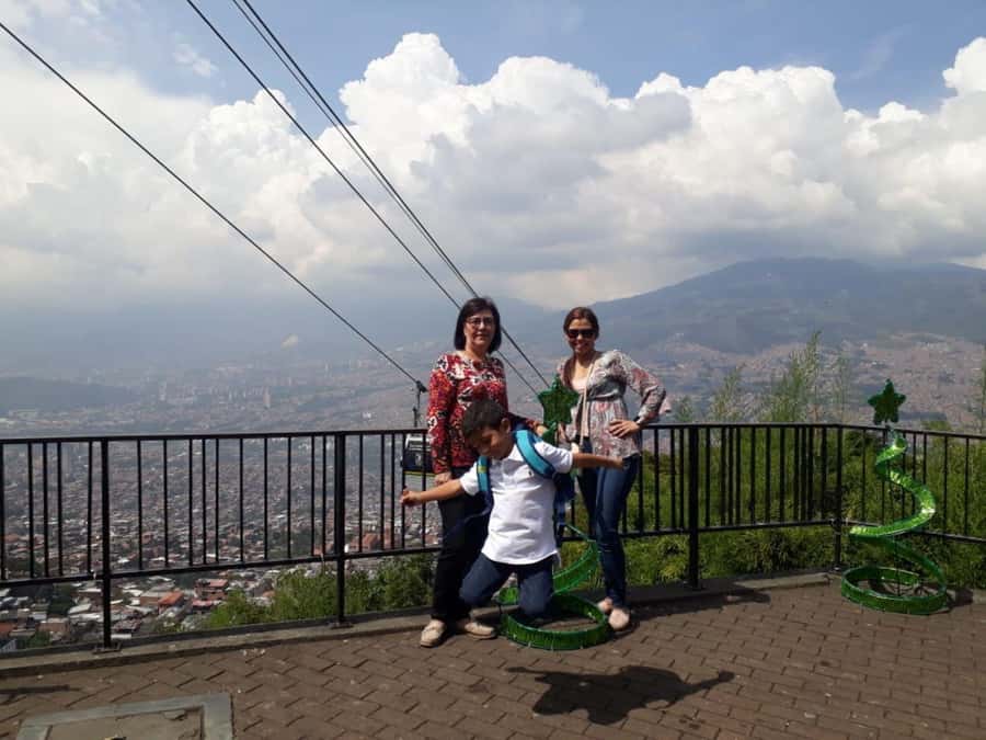 Medellín: Private Pablo Escobar and City Tour - Why this Medellín tour works as a first look
