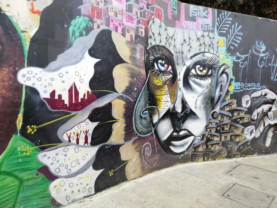 Medellín: Private Pablo Escobar and Comuna 13 Tour - Timing, language, and practical details