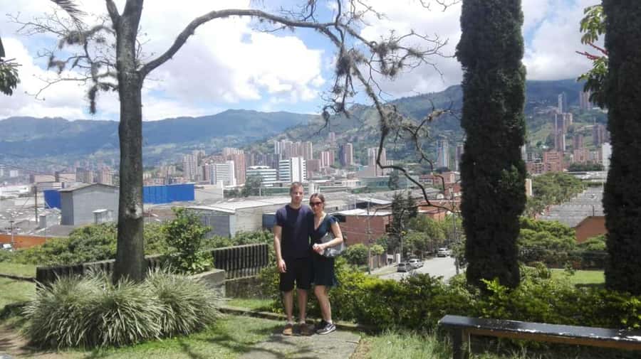 Medellín: Private Pablo Escobar and Comuna 13 Tour - Hotel pickup and a comfortable private start