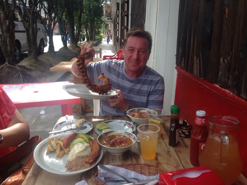 Medellin: Traditional Food Tour - Who should book this Medellín food tour