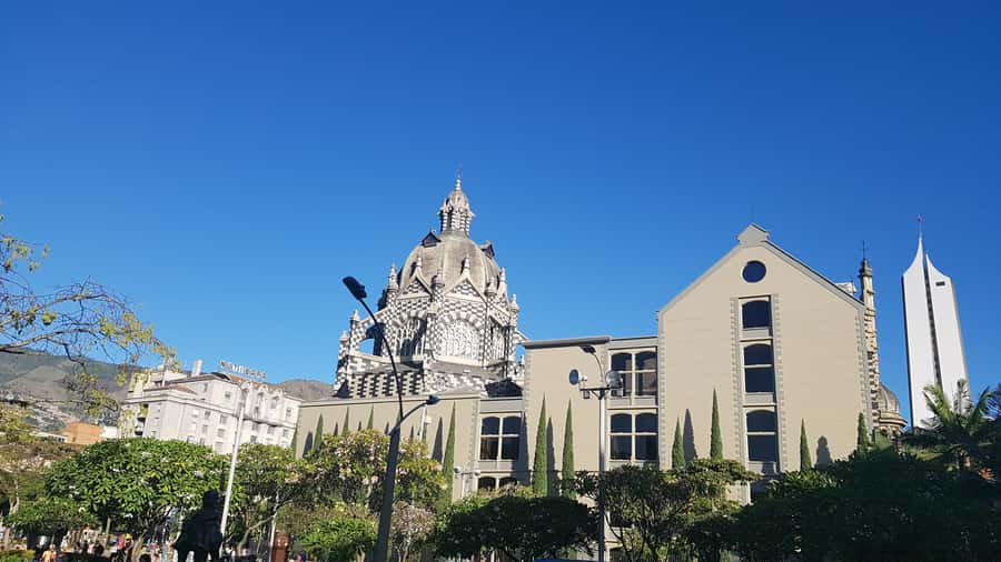 Medellín: Walking Tour with Cable Car and Botero Plaza - Practical details before you go