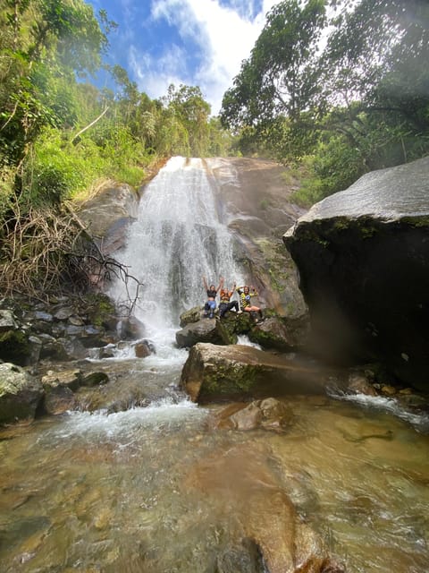 Medellin: waterfalls and naturals poolls tour - Language, Safety, and Comfort
