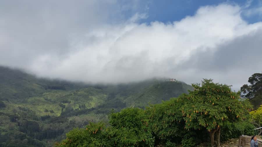 Monserrate Express tour 3 hrs - A private pickup from your Bogotá hotel
