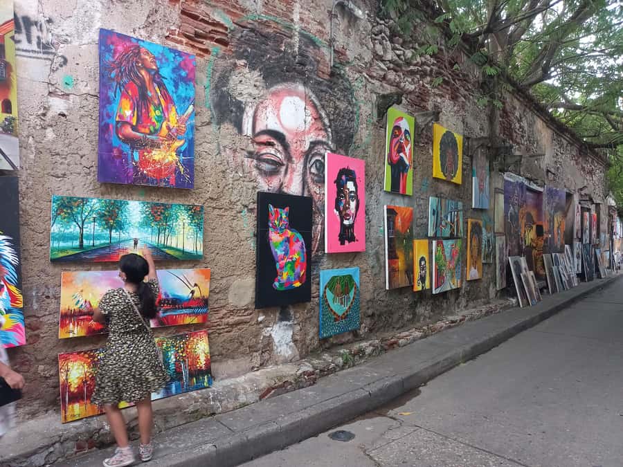 Old City Cartagena Private Tour - Fortress walls and stories of pirates