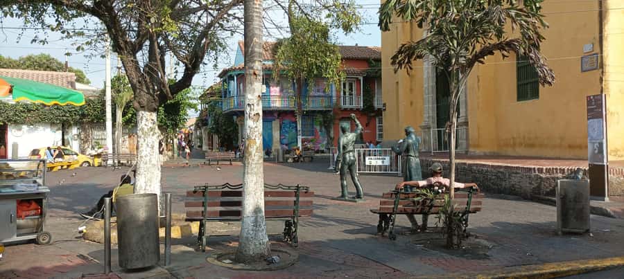 Old City Cartagena Private Tour - Getsemani changes the tone