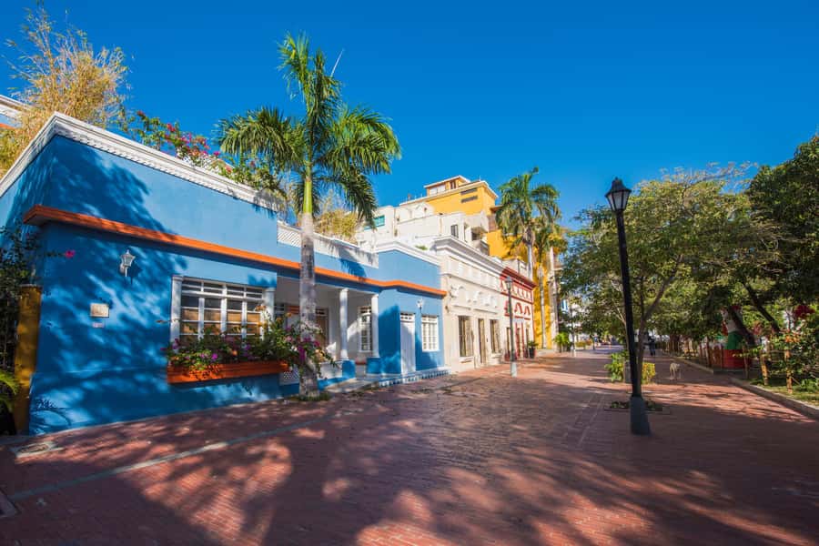 Old Town and Quinta Pedro Alejandrino Santa Marta City Tour - Parque de Los Novios and the city’s central squares